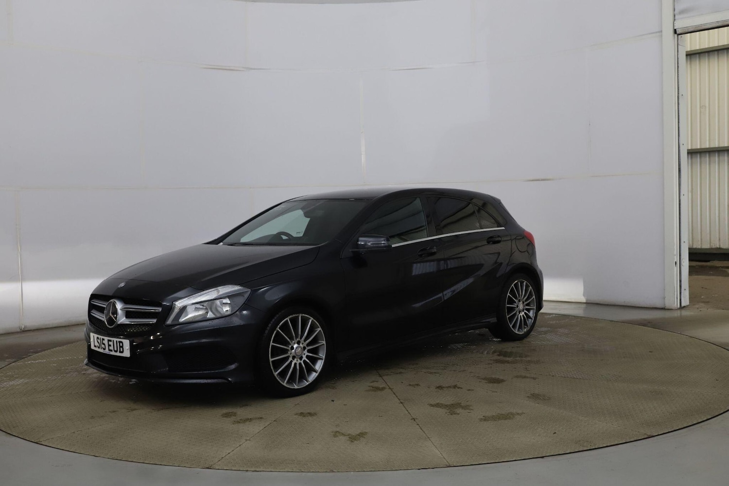 Used Mercedes-Benz A-Class 2015 for sale - 76408777: Photo 1