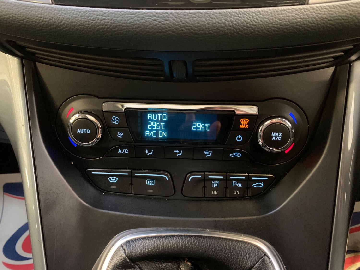 Used Ford C-Max 2014 for sale - 76527611: Photo 32