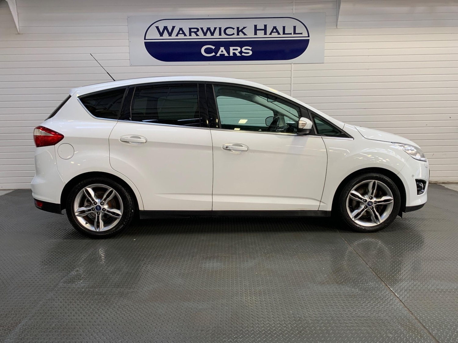 Used Ford C-Max 2014 for sale - 76527611: Photo 5