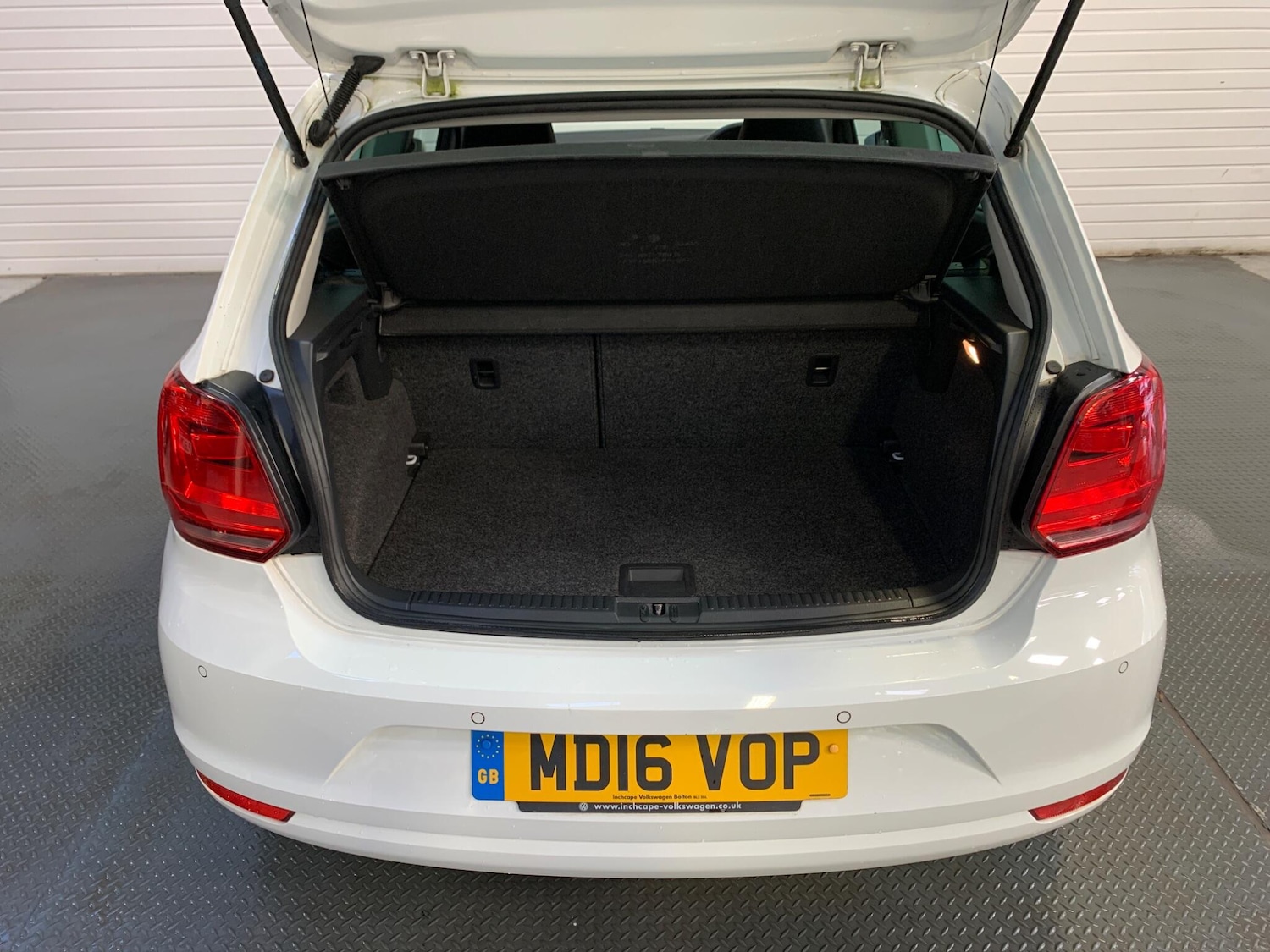 Used Volkswagen Polo 2016 for sale - 76689923: Photo 10