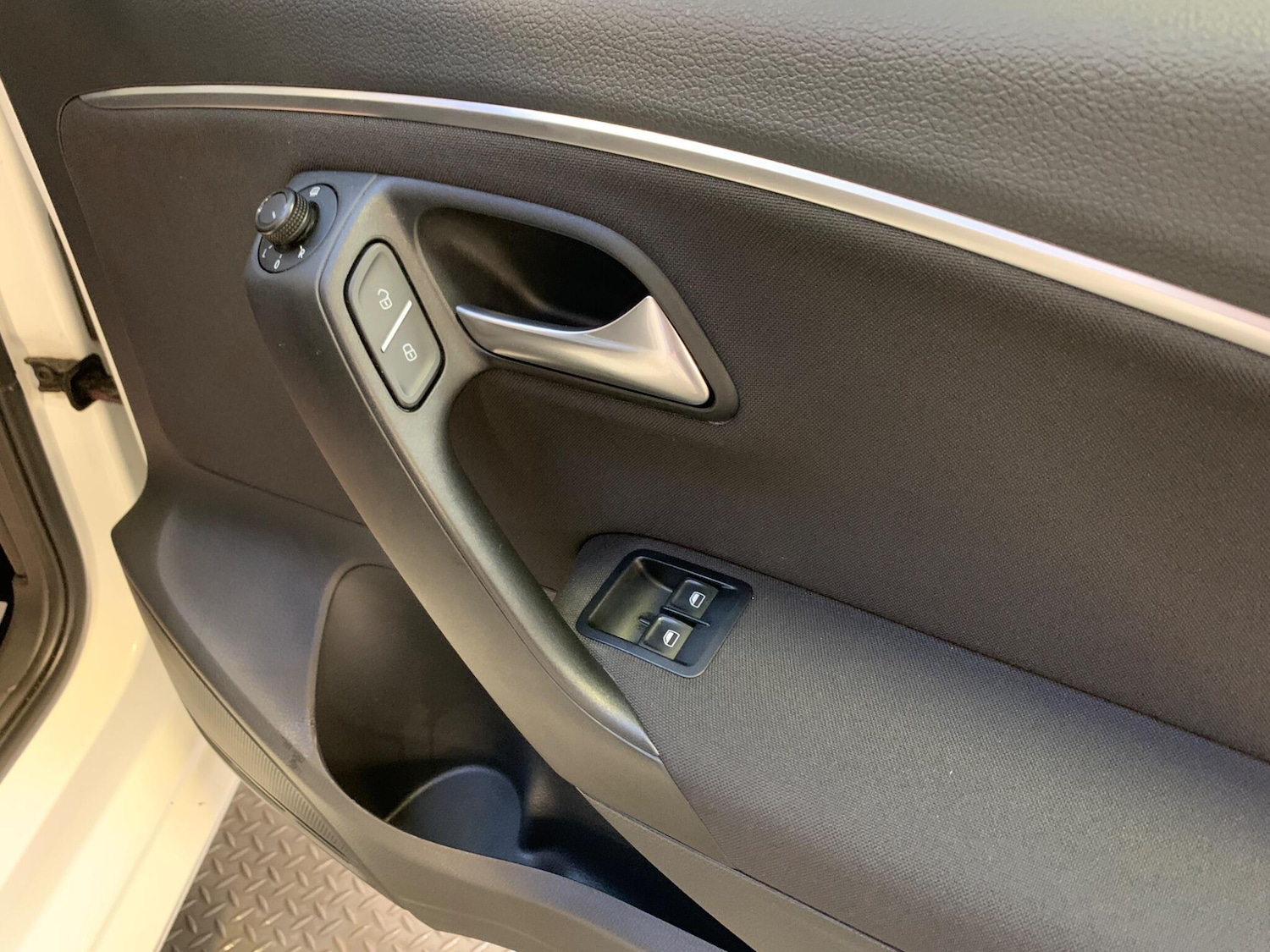 Used Volkswagen Polo 2016 for sale - 76689923: Photo 14