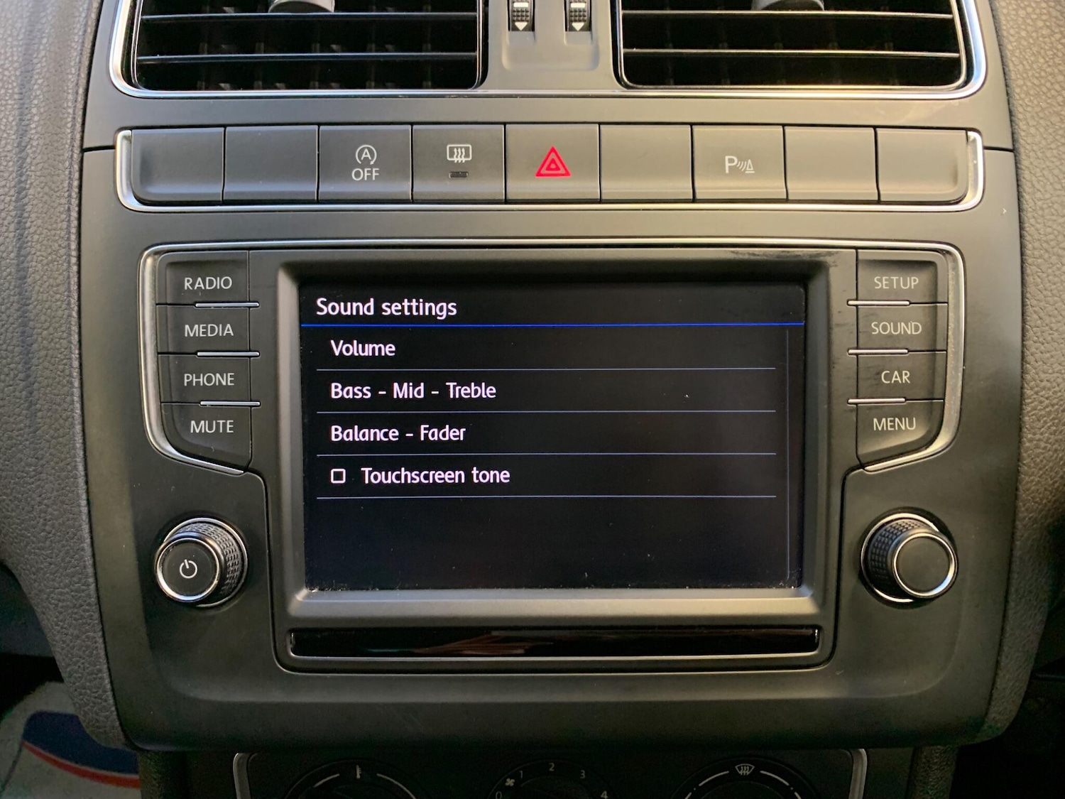 Used Volkswagen Polo 2016 for sale - 76689923: Photo 31