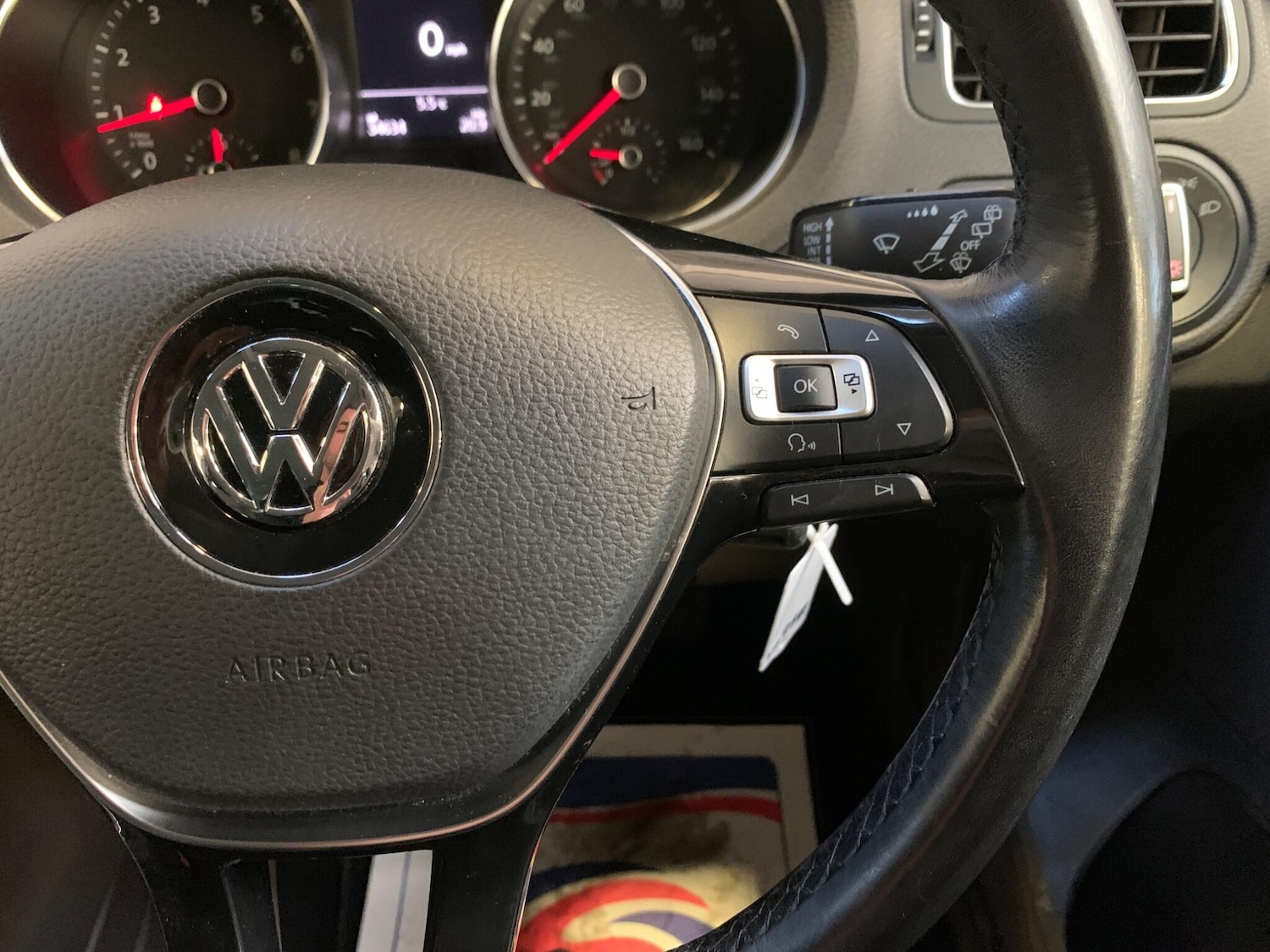 Used Volkswagen Polo 2016 for sale - 76689923: Photo 42