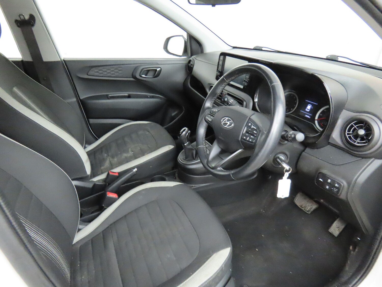 Used Hyundai i10 2022 for sale - 78170930: Photo 11