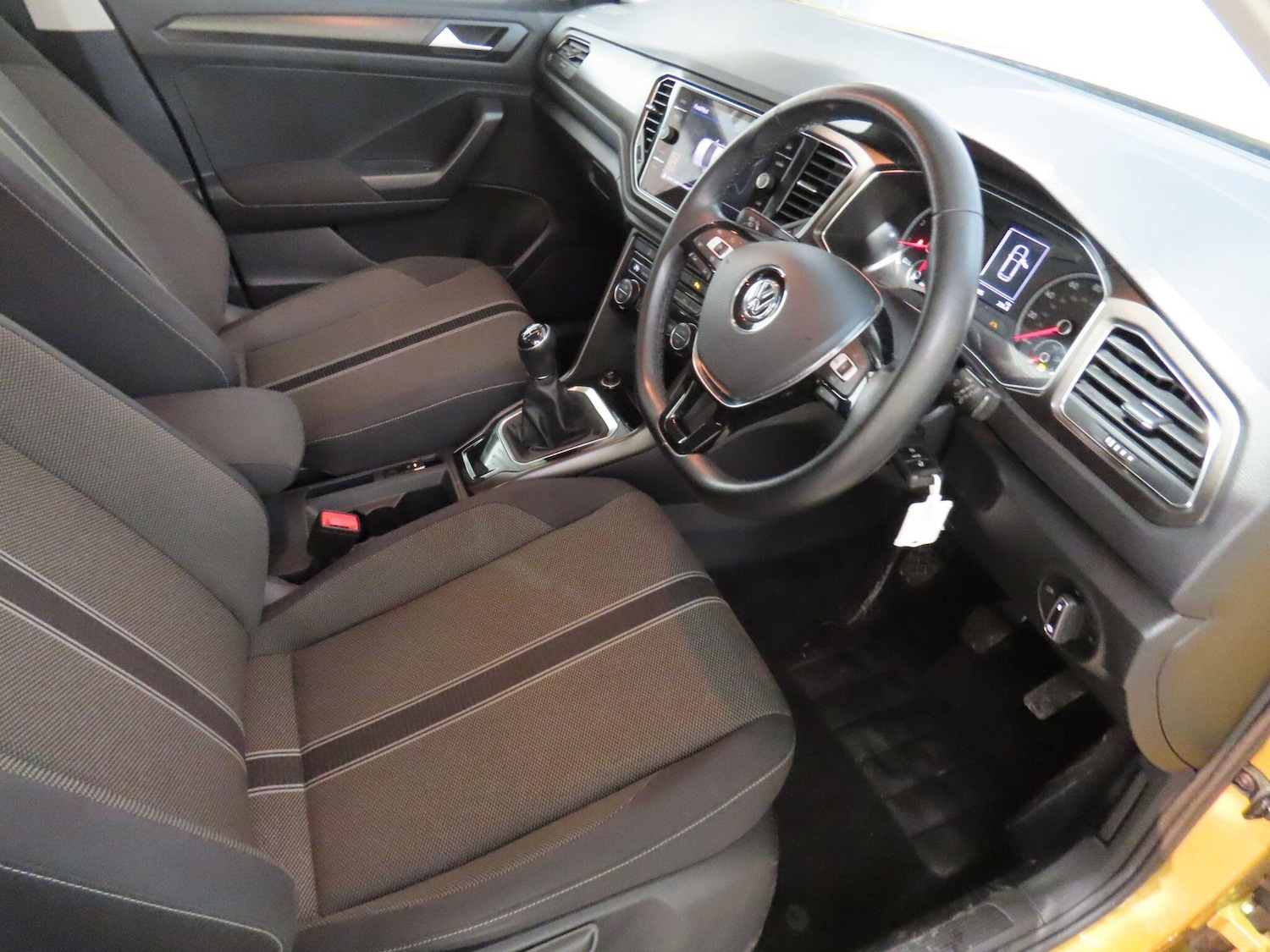 Used Volkswagen T-Roc 2019 for sale - 77143003: Photo 12