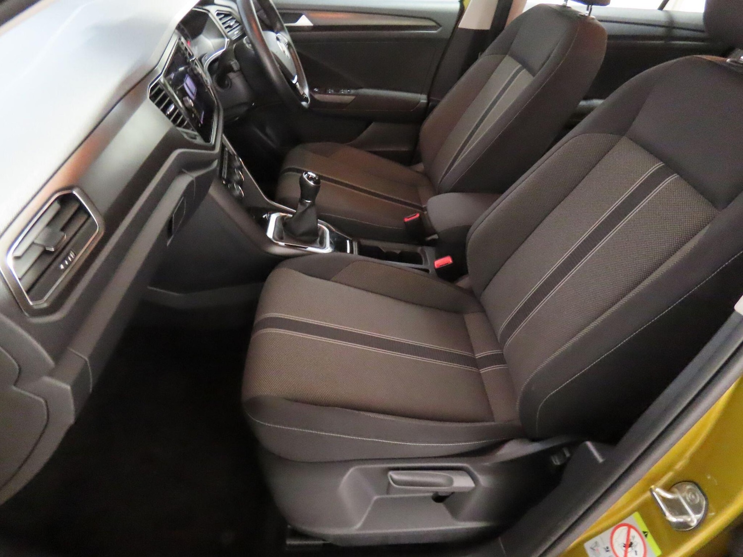 Used Volkswagen T-Roc 2019 for sale - 77143003: Photo 14