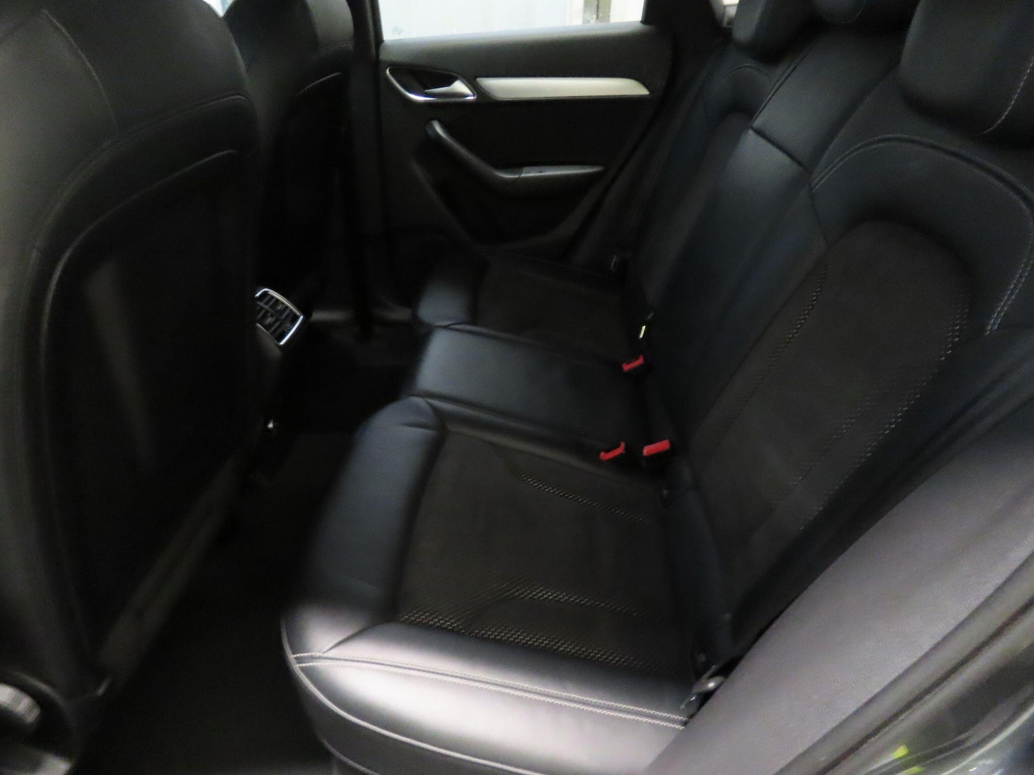 Used Audi Q3 for sale - 76689942: Photo 16