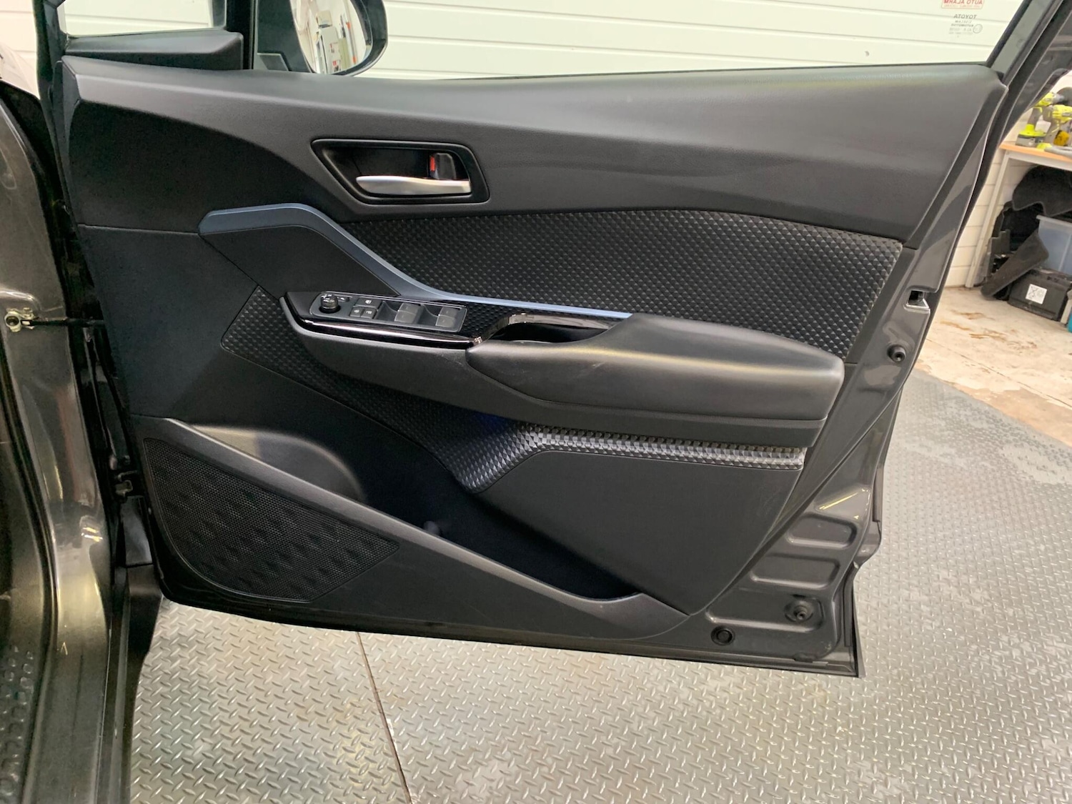 Used Toyota C-HR for sale - 76996288: Photo 17