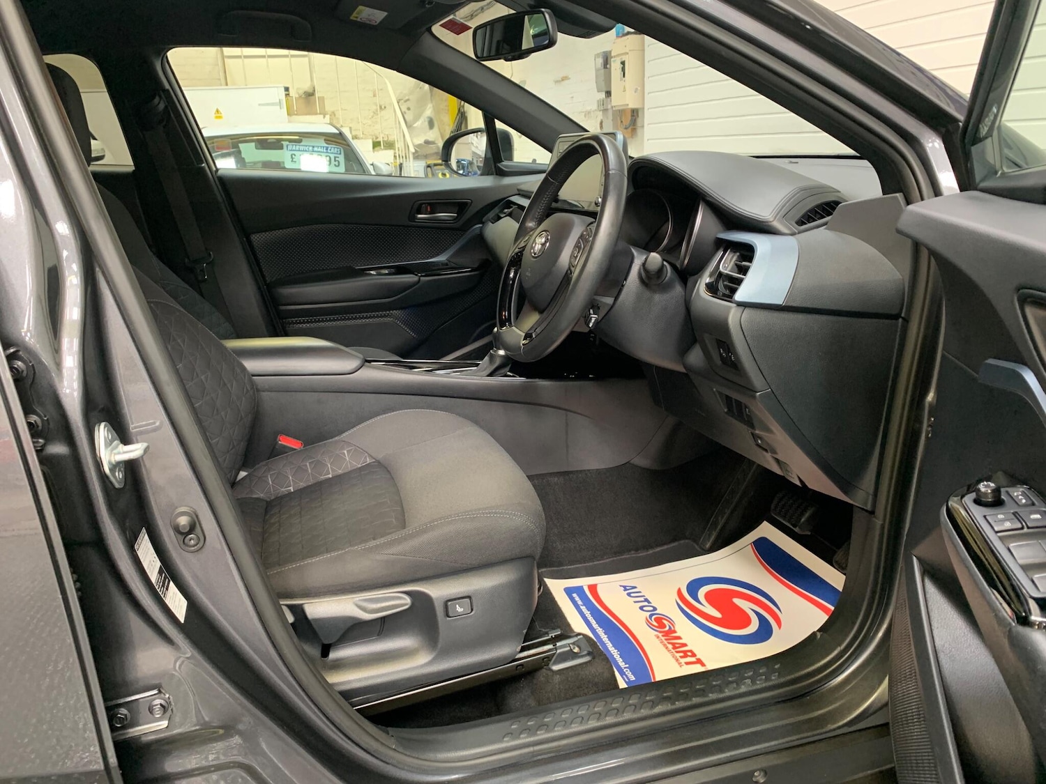 Used Toyota C-HR for sale - 76996288: Photo 22