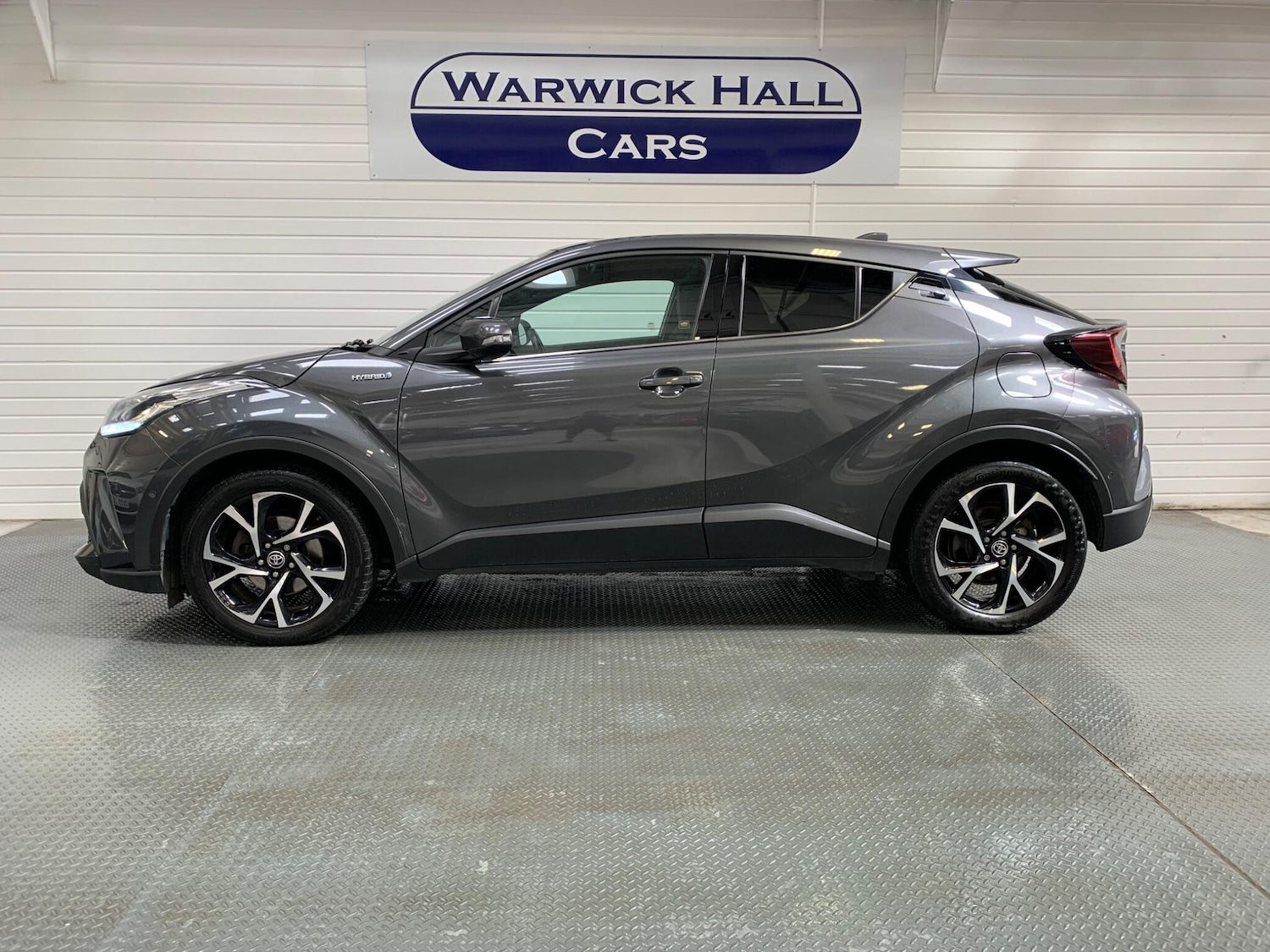 Used Toyota C-HR for sale - 76996288: Photo 3