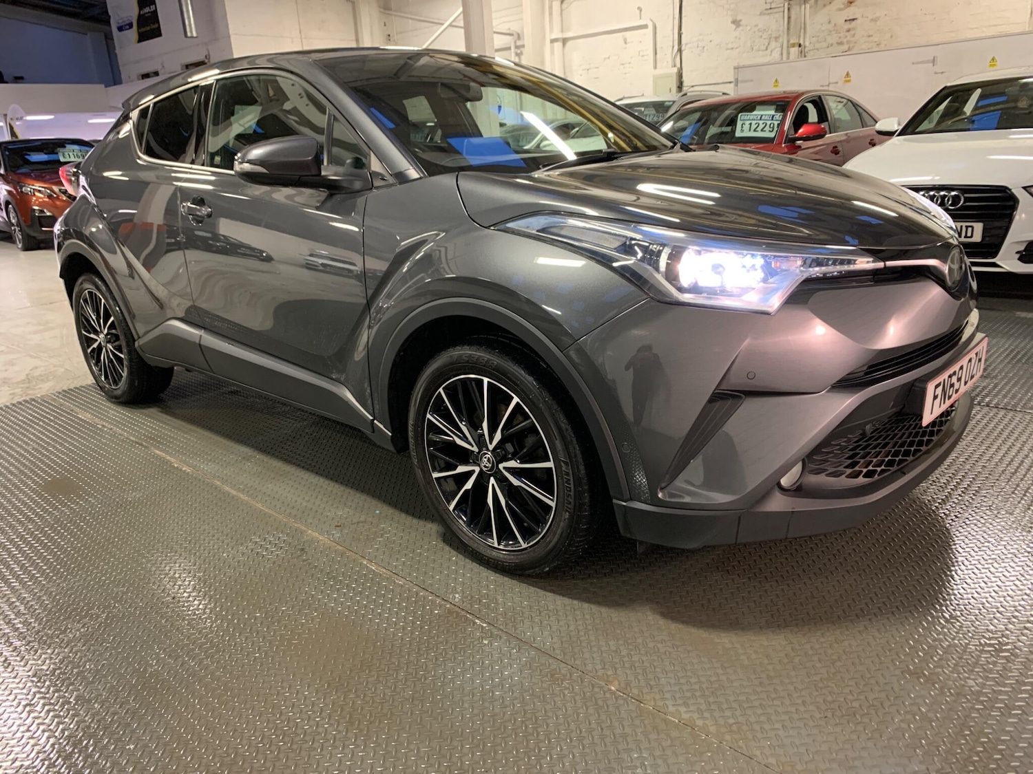 Used Toyota C-HR 2019 for sale - 76993182: Photo 11