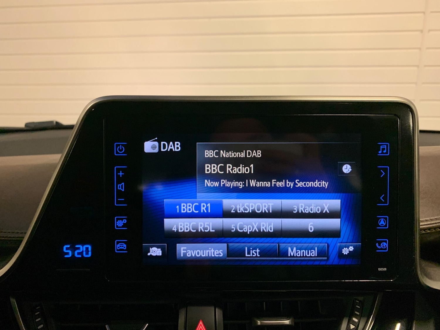 Used Toyota C-HR 2019 for sale - 76993182: Photo 29