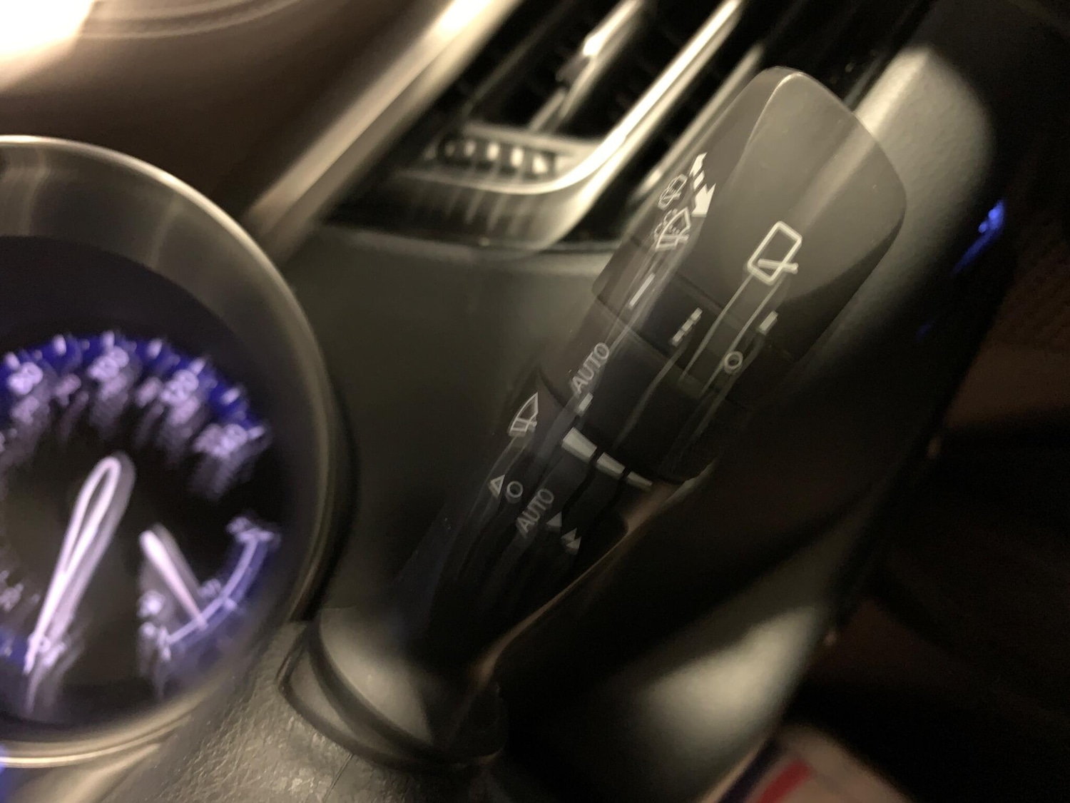 Used Toyota C-HR 2019 for sale - 76993182: Photo 44