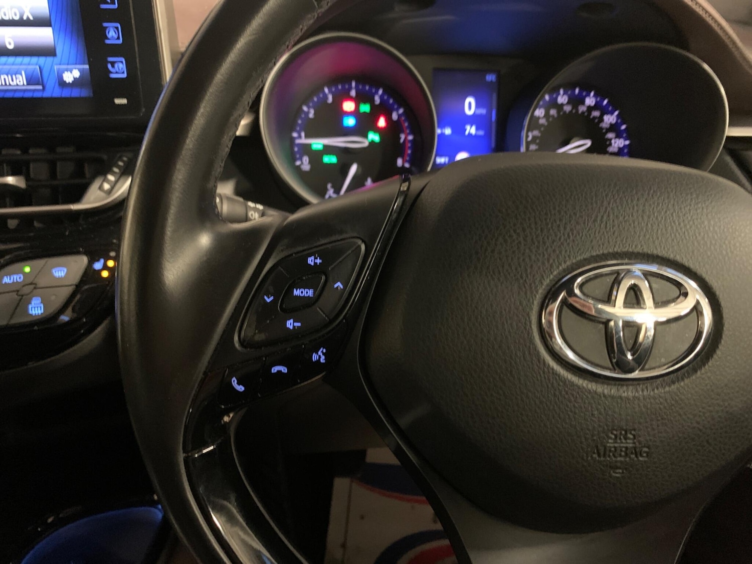 Used Toyota C-HR 2019 for sale - 76993182: Photo 49