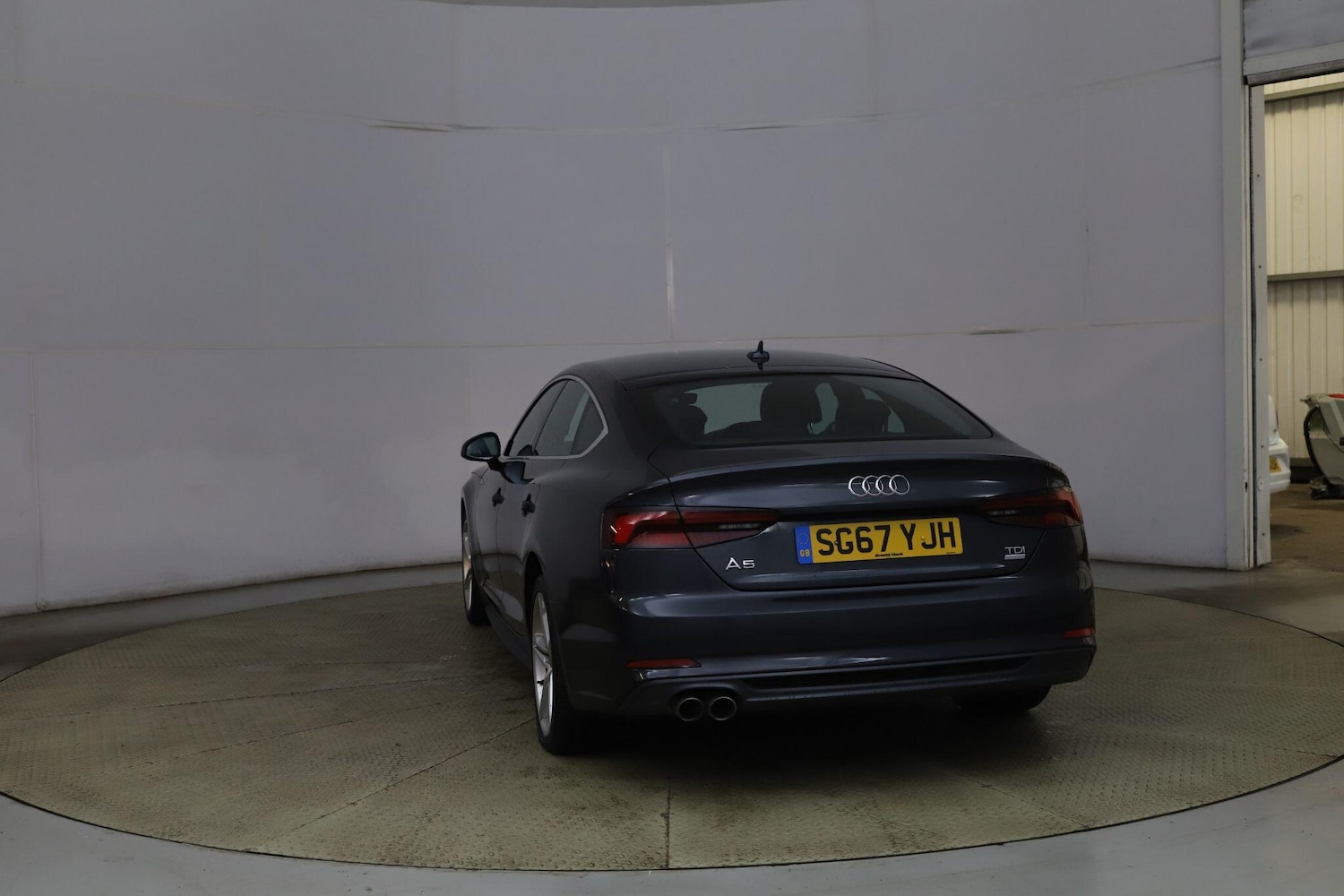 Used Audi A5 2017 for sale - 76327333: Photo 5