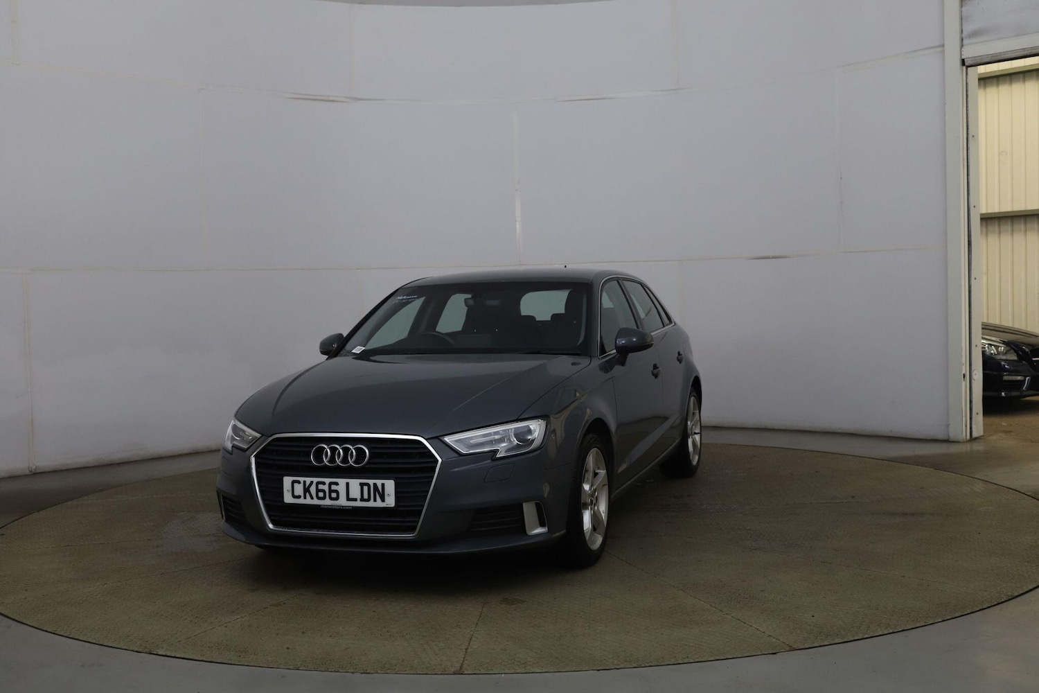 Used Audi A3 2016 for sale - 76349136: Photo 3