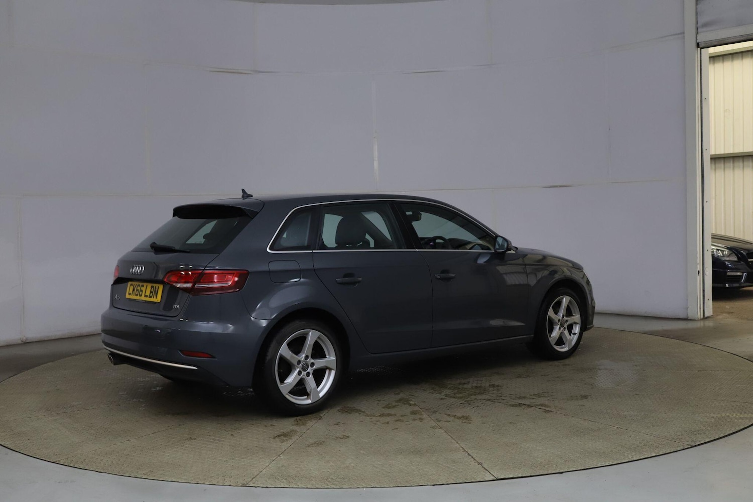 Used Audi A3 2016 for sale - 76349136: Photo 9