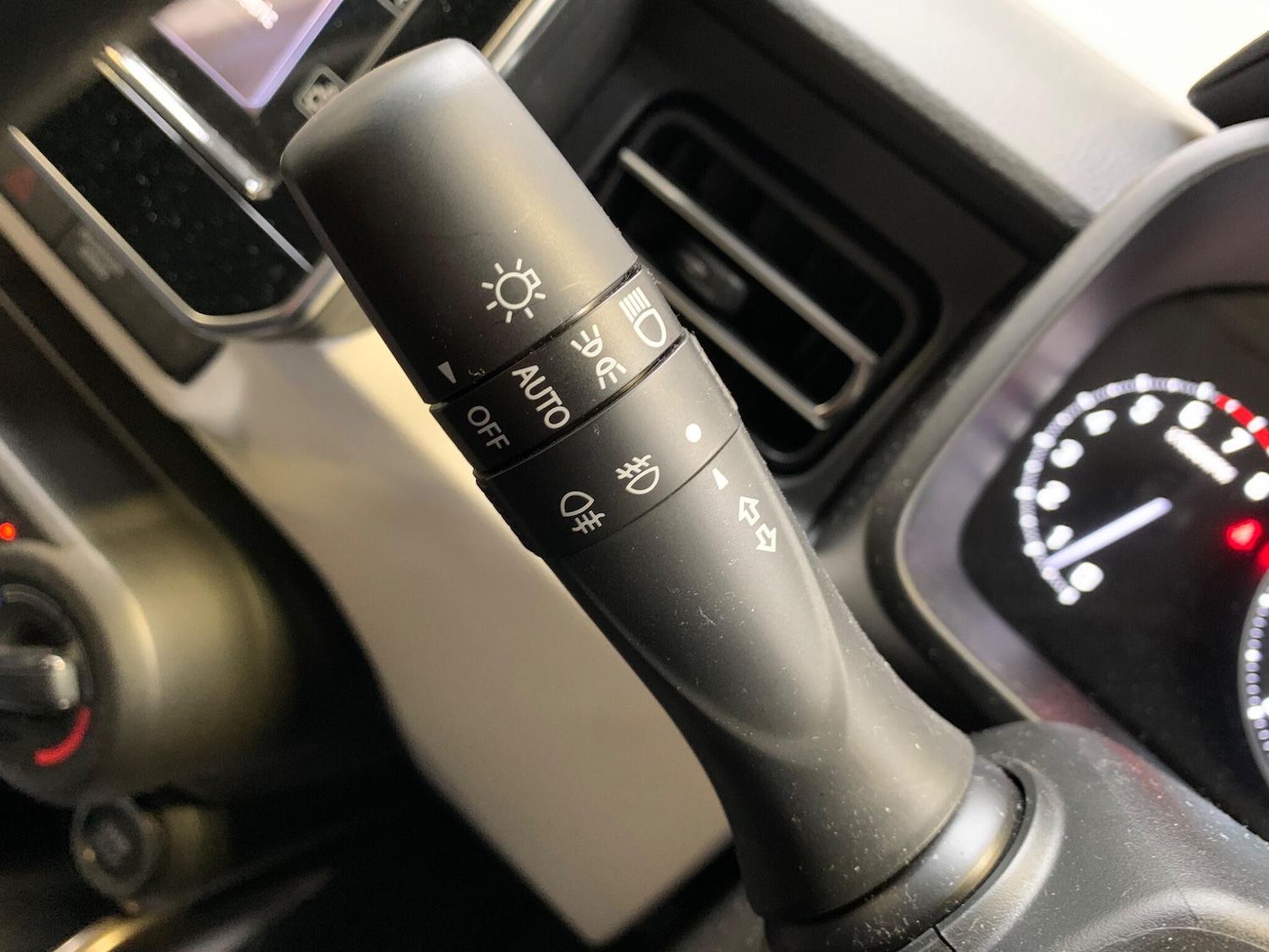 Used Suzuki Ignis 2020 for sale - 75781783: Photo 41