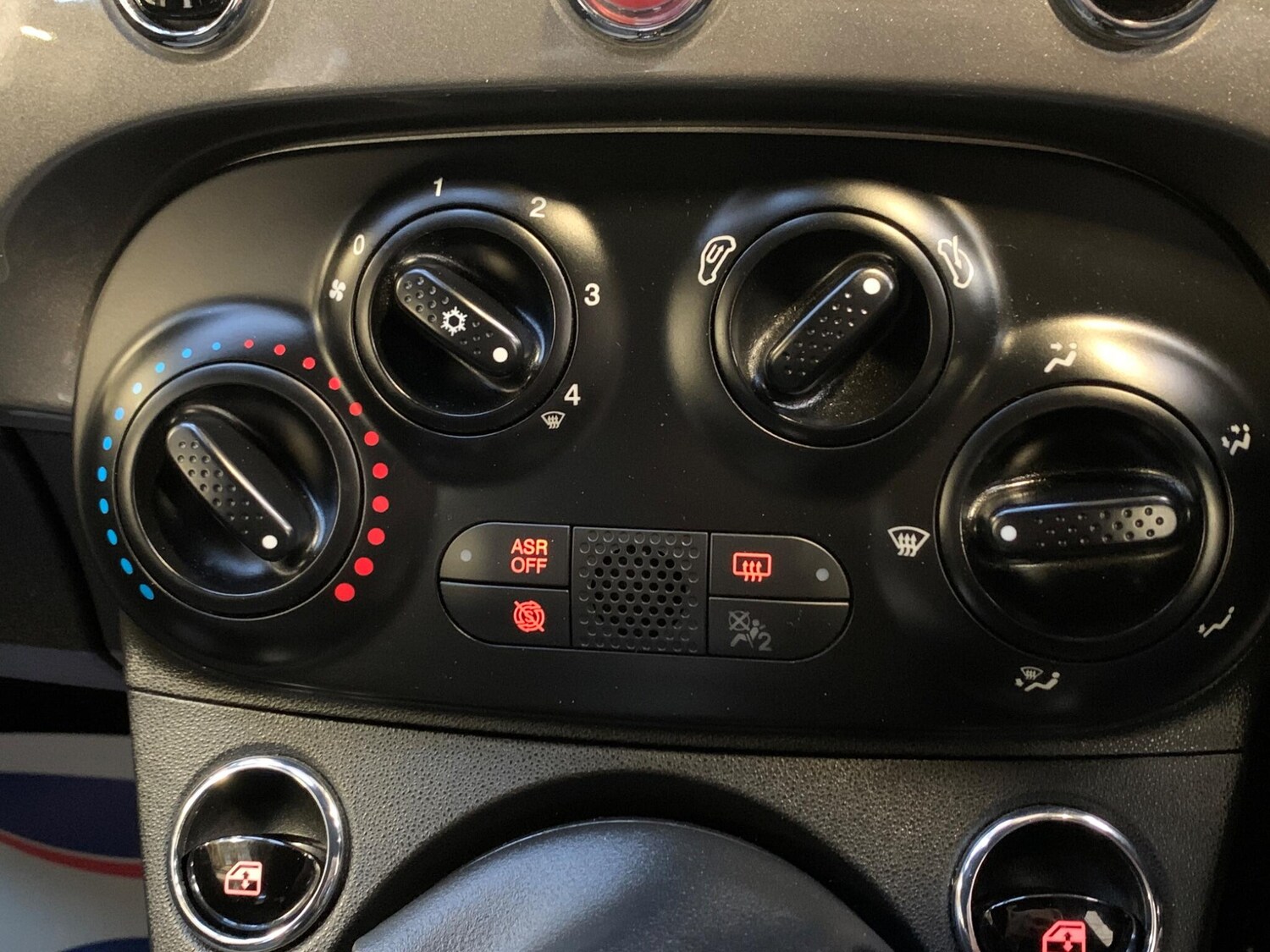 Used Fiat 500 2019 for sale - 76607878: Photo 33