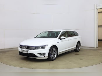 Used Volkswagen Passat 2017 for sale - 78503963: Photo
