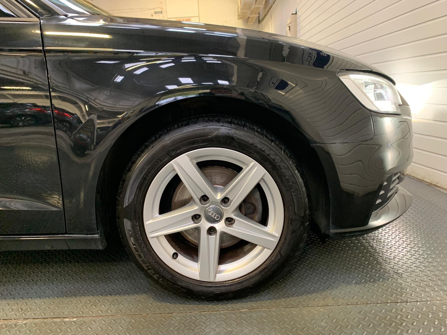 Used Audi A3 2017 for sale - 76326348: Photo 9