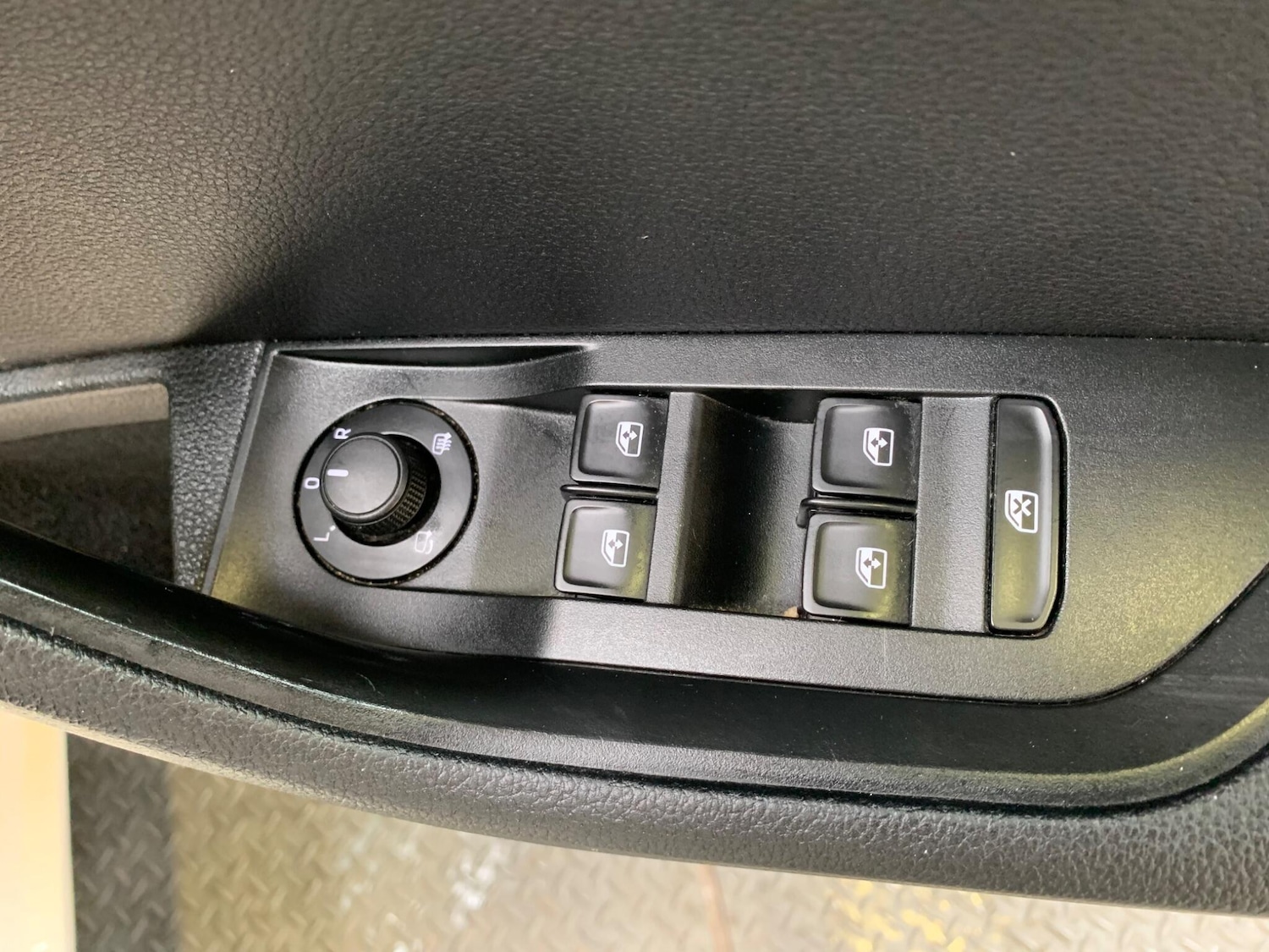 Used Skoda Superb for sale - 76688896: Photo 21