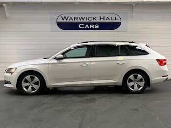 Used Skoda Superb 2016 for sale - 76688896: Photo