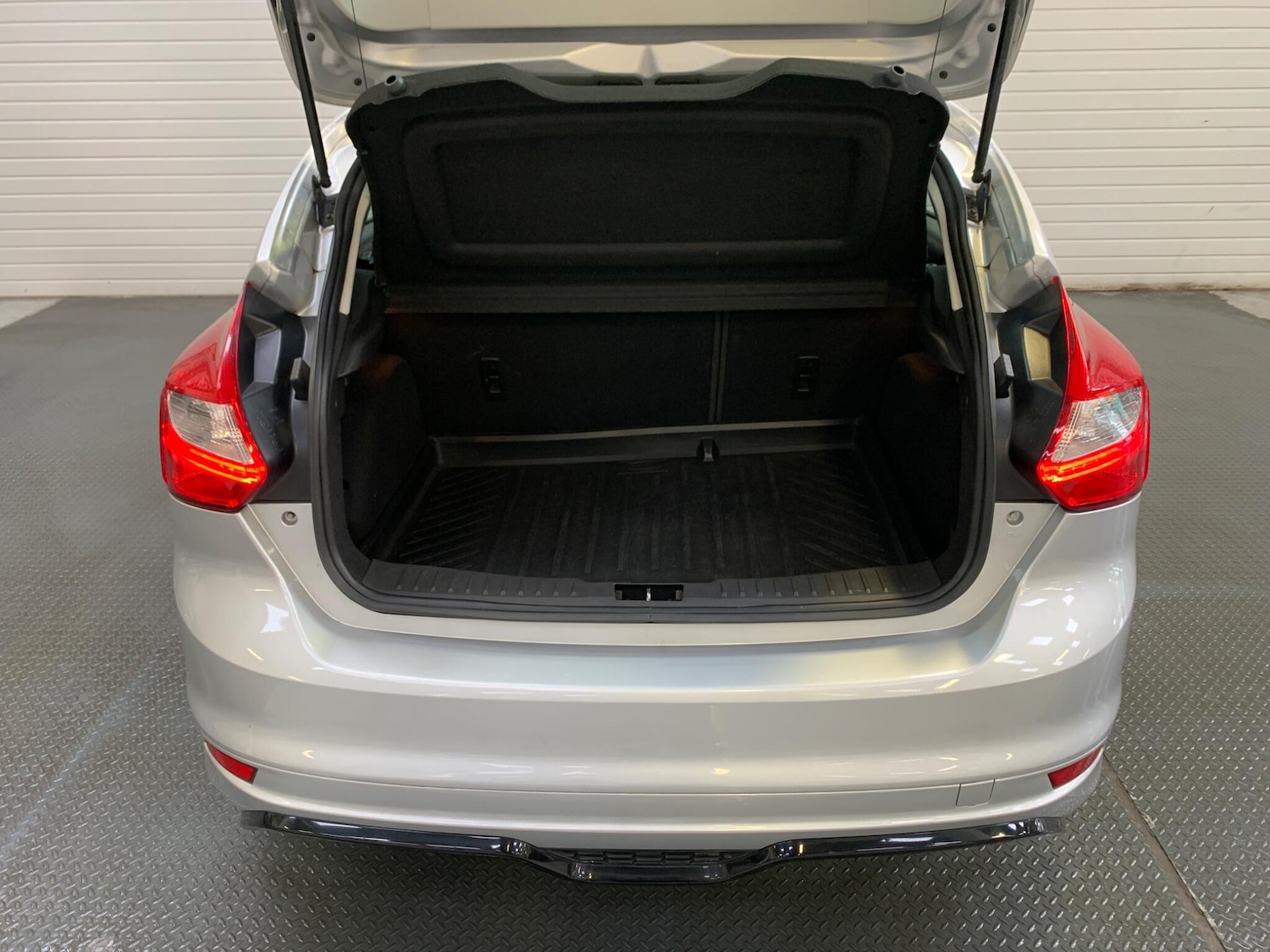 Used Ford Focus 2014 for sale - 76432391: Photo 16