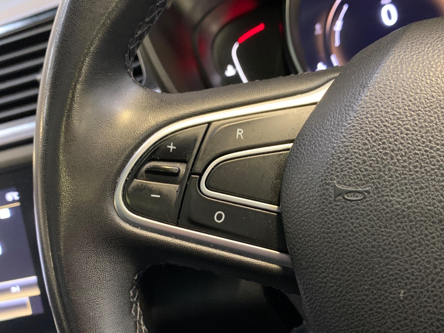 Used Renault Kadjar 2020 for sale - 77377204: Photo 42