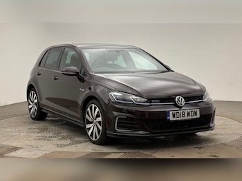 Used Volkswagen Golf 2018 for sale - 79387843: Photo