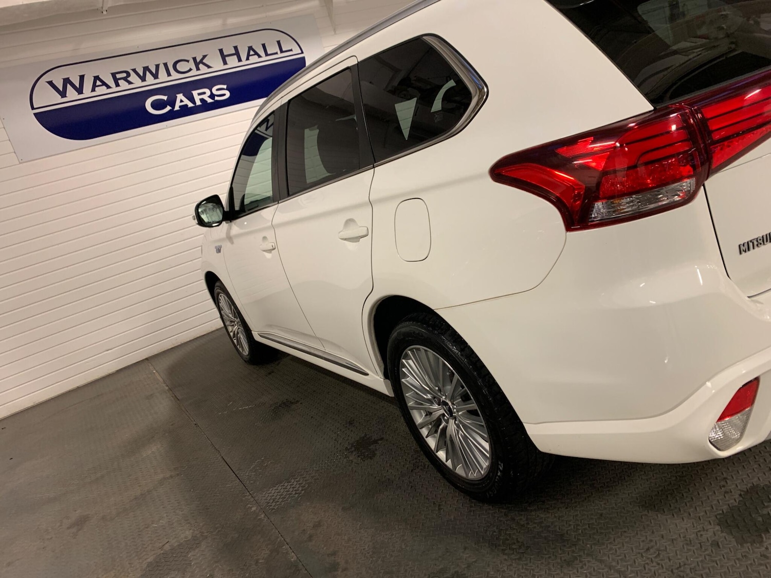 Used Mitsubishi Outlander for sale - 76996900: Photo 8