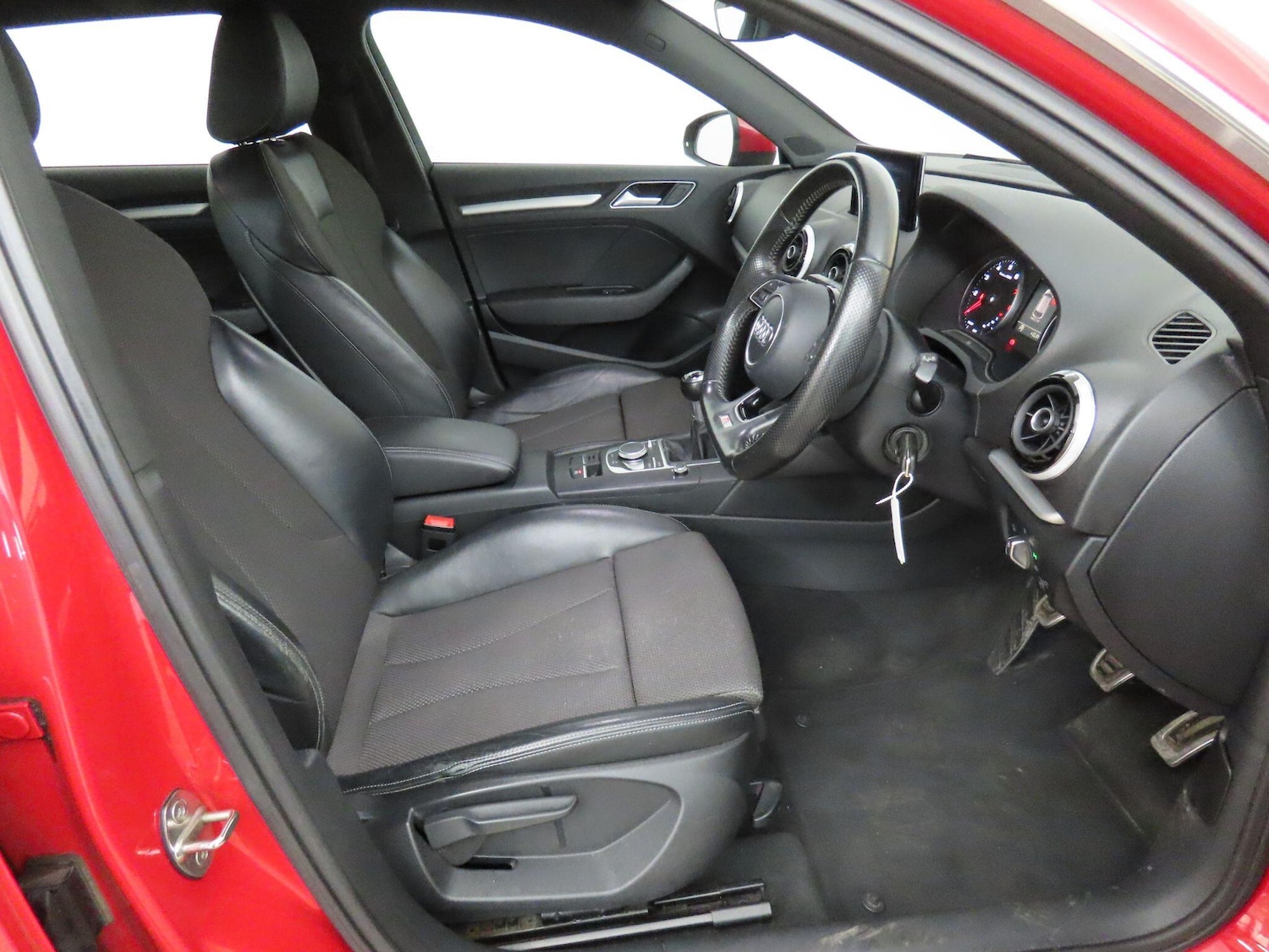 Used Audi A3 2016 for sale - 77351859: Photo 12