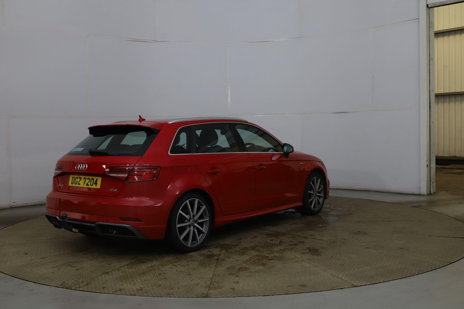 Used Audi A3 2016 for sale - 77351859: Photo 9