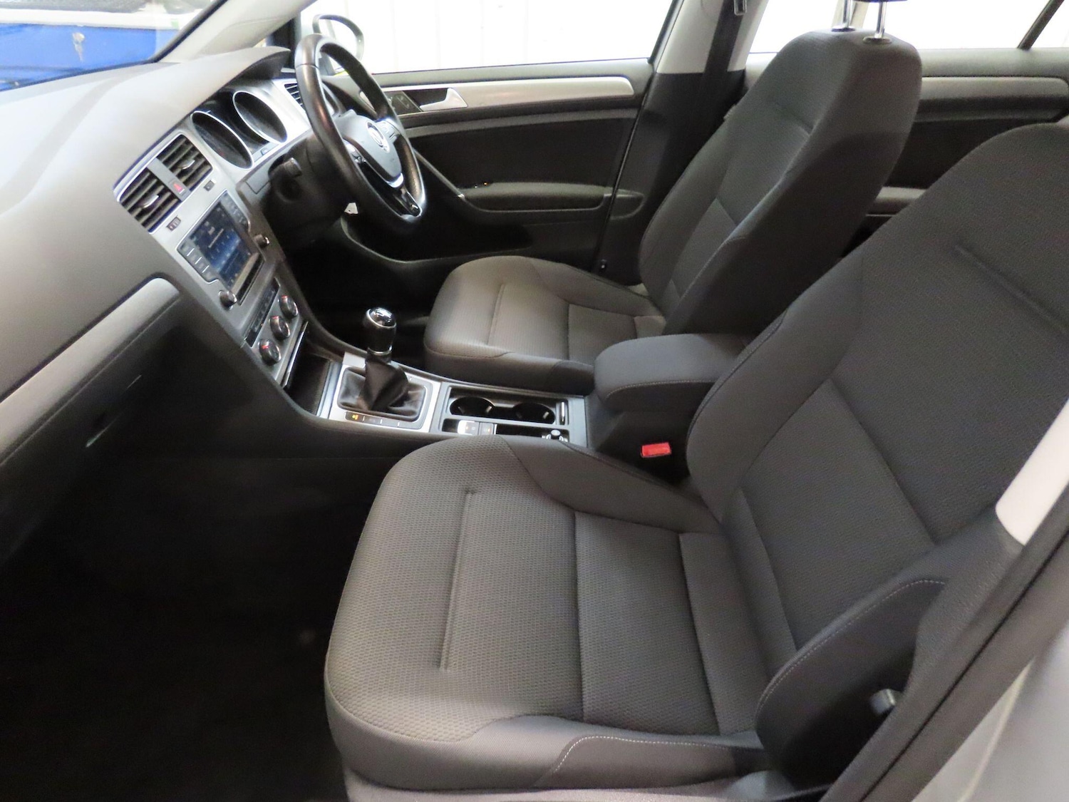 Used Volkswagen Golf 2017 for sale - 76348788: Photo 12