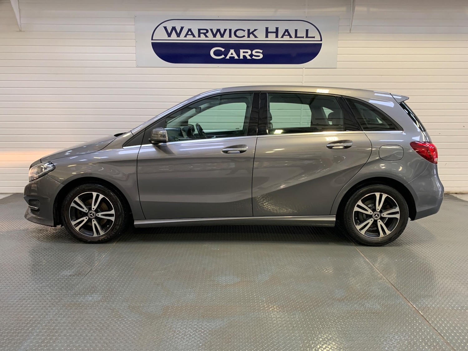 Used Mercedes-Benz B Class 2017 for sale - 77387291: Photo 3