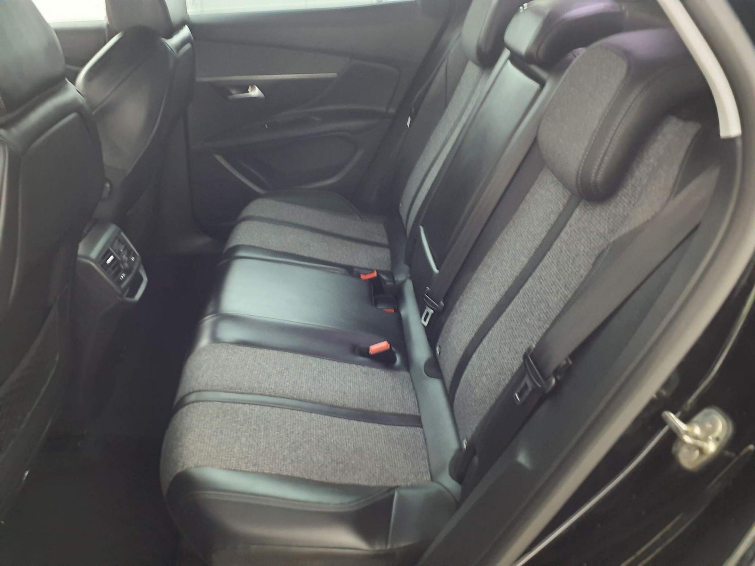 Used Peugeot 3008 2017 for sale - 77839160: Photo 19