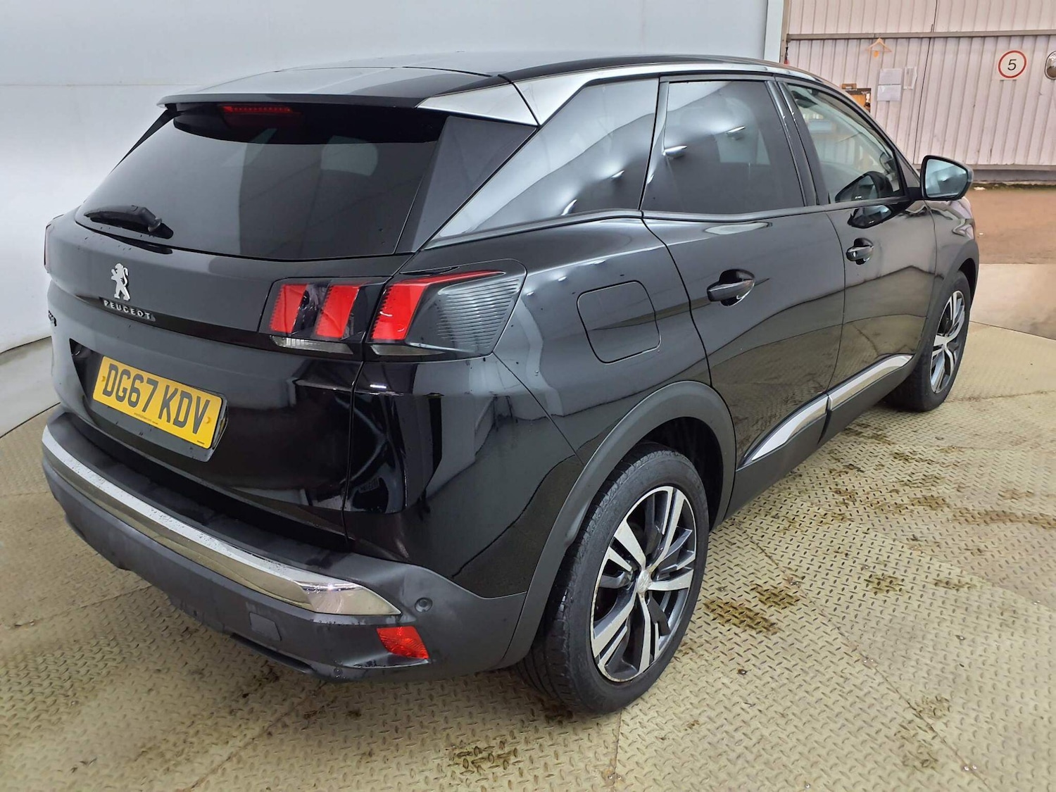 Used Peugeot 3008 2017 for sale - 77839160: Photo 9