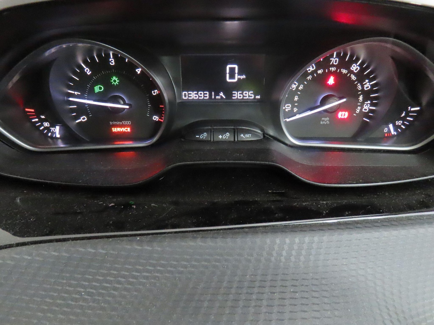 Used Peugeot 208 2016 for sale - 77351369: Photo 15