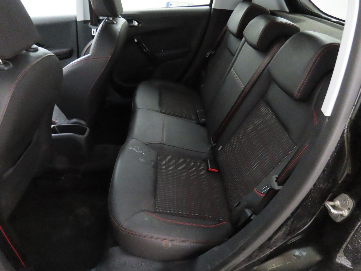 Used Peugeot 208 2016 for sale - 77351369: Photo 17