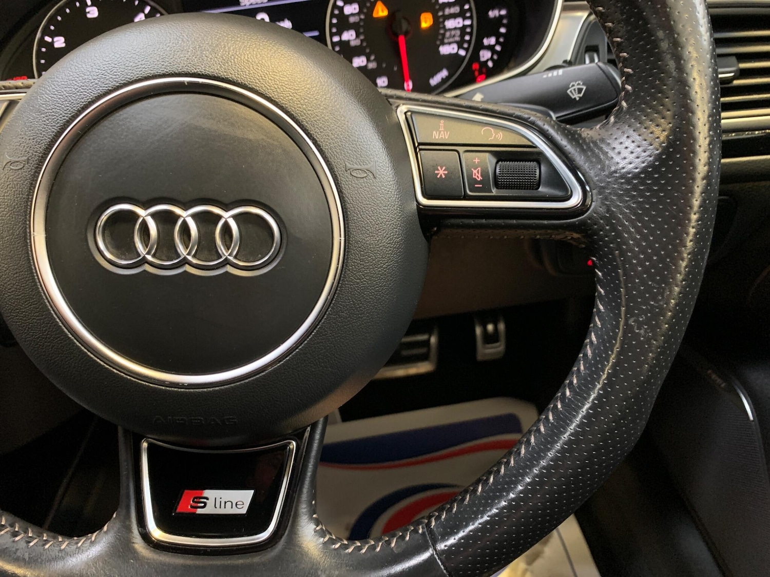 Used Audi A6 Saloon 2015 for sale - 76270376: Photo 47