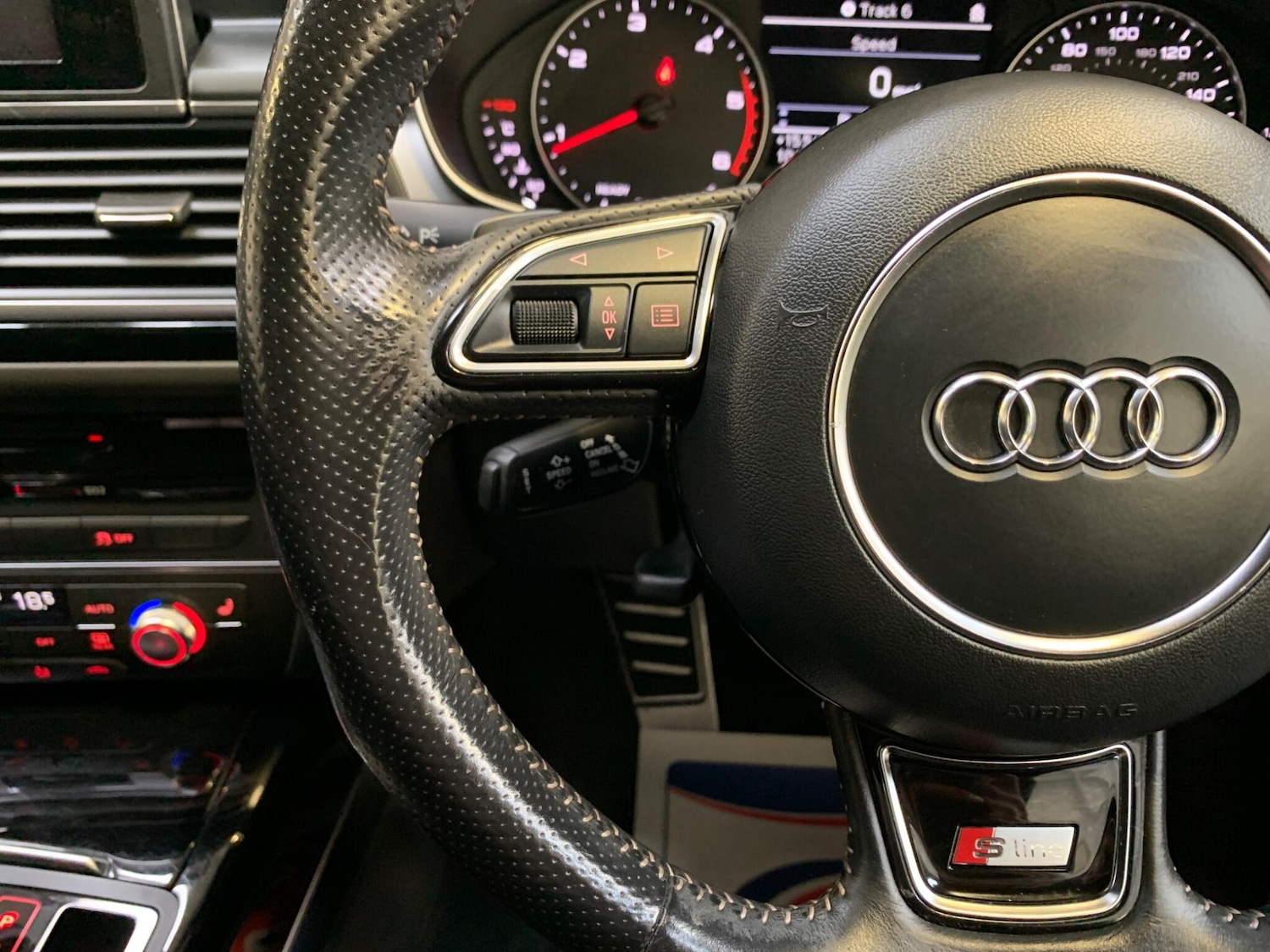 Used Audi A6 Saloon 2015 for sale - 76270376: Photo 49