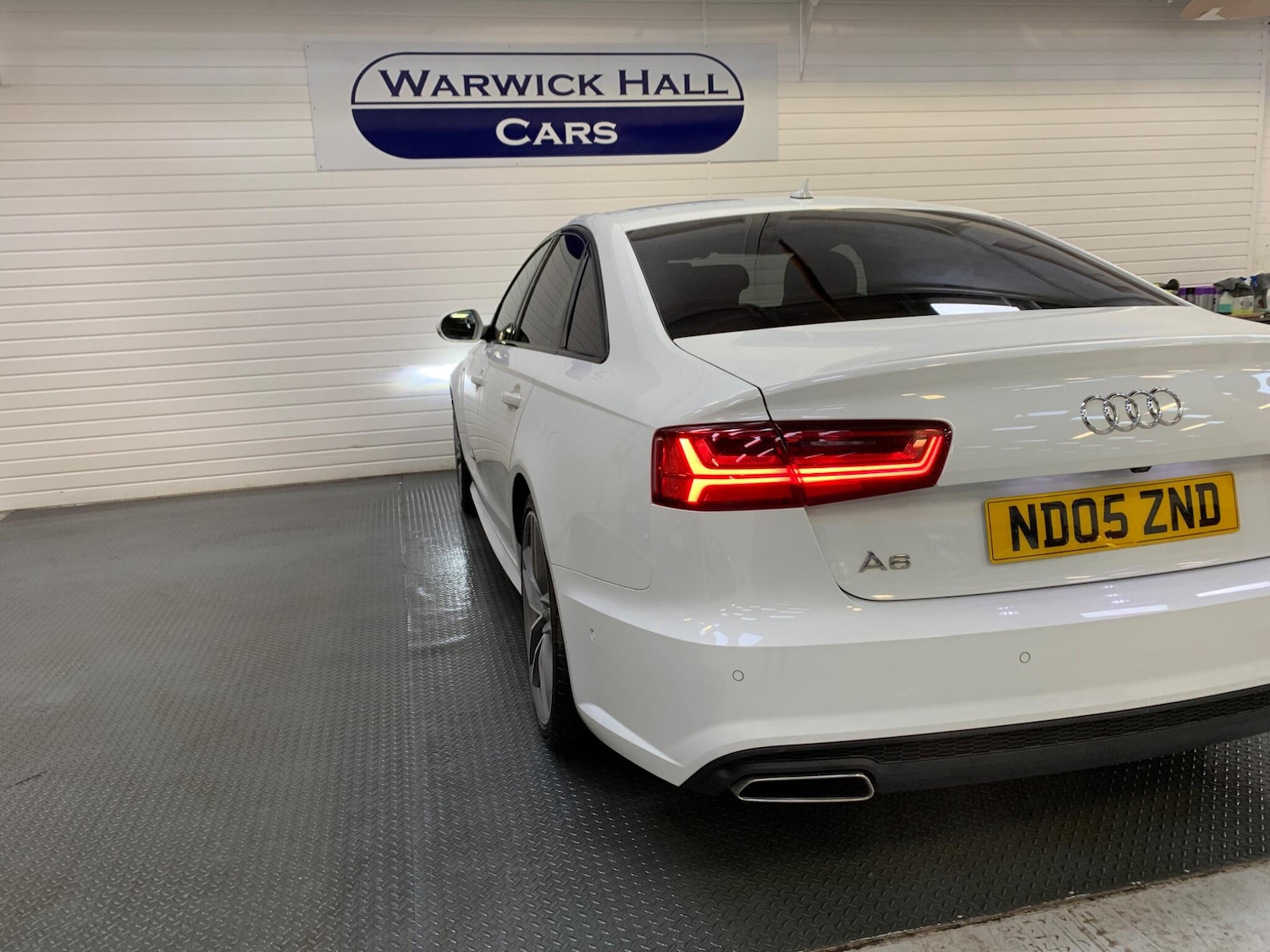 Used Audi A6 Saloon 2015 for sale - 76270376: Photo 9