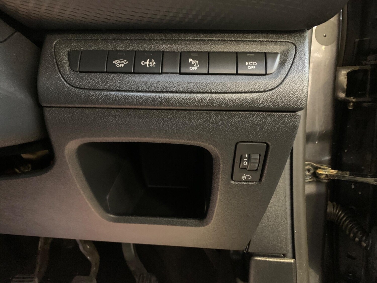 Used Peugeot 2008 2016 for sale - 76239387: Photo 21