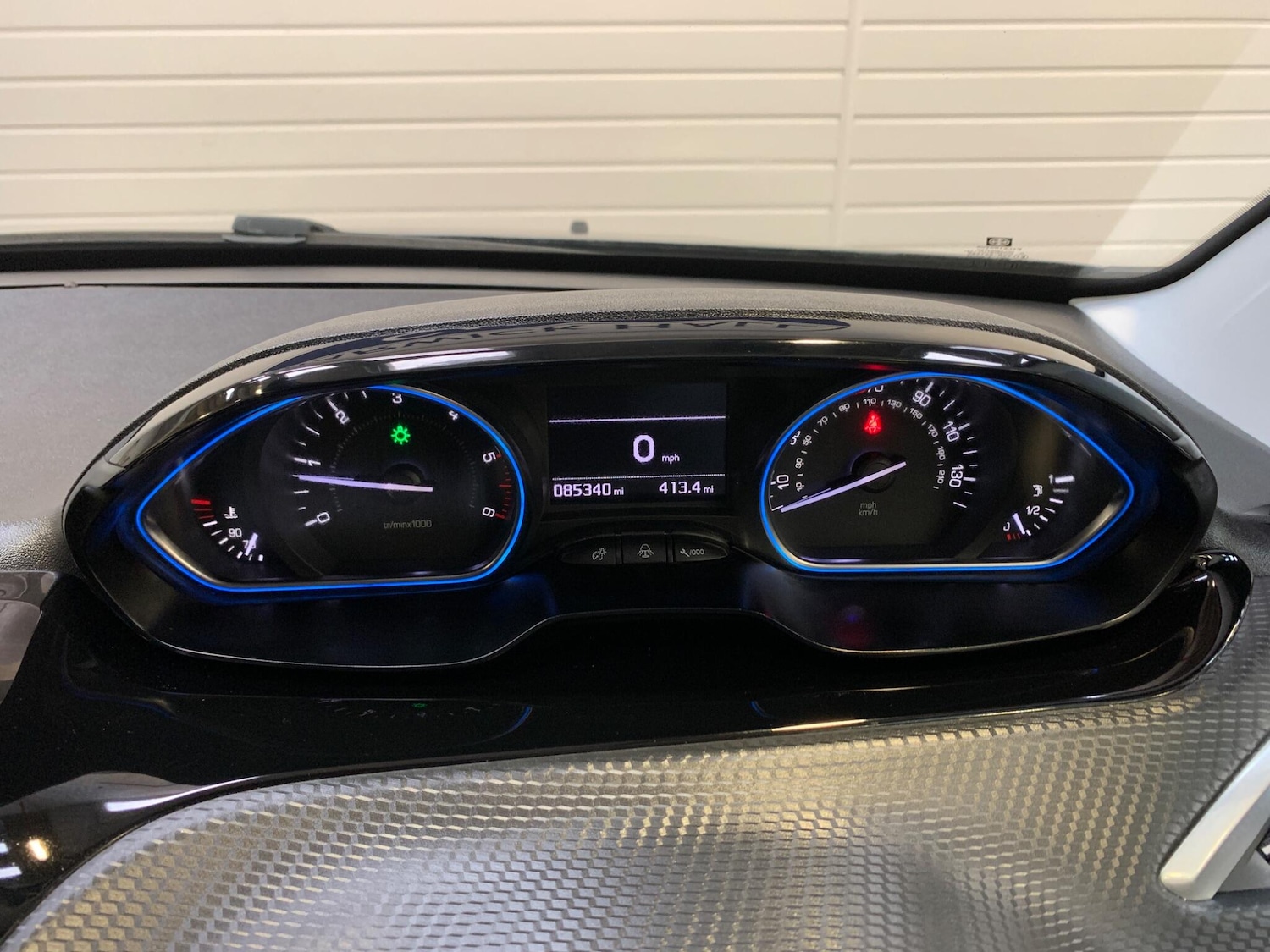 Used Peugeot 2008 2016 for sale - 76239387: Photo 27