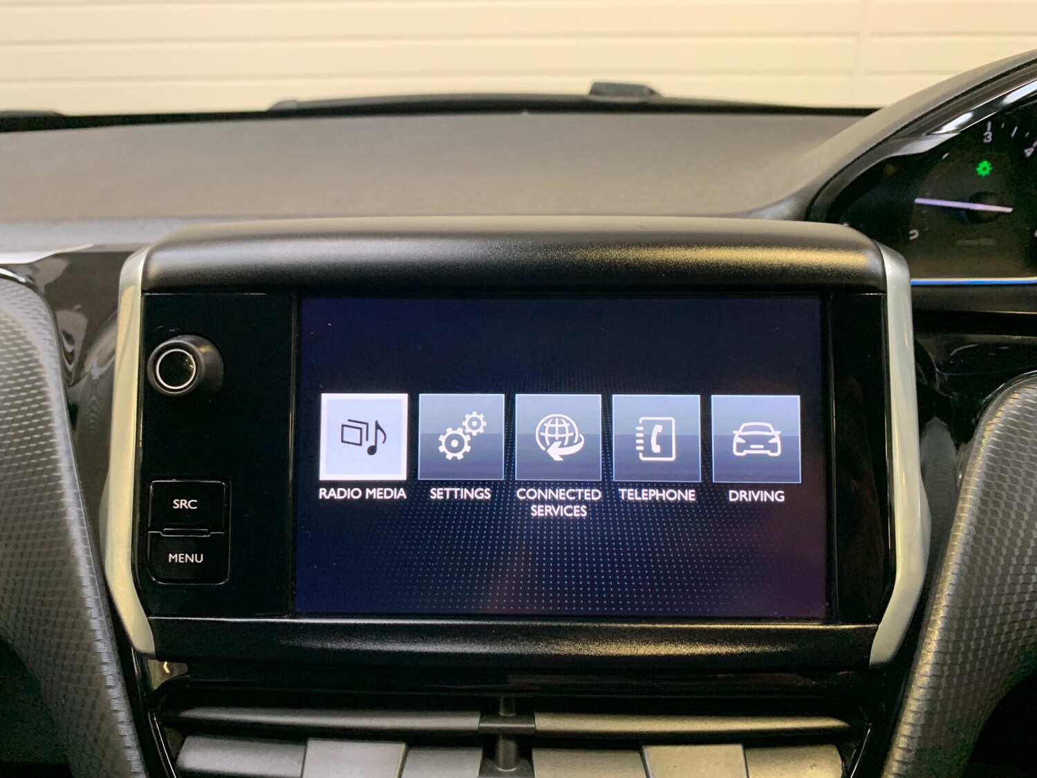 Used Peugeot 2008 2016 for sale - 76239387: Photo 32