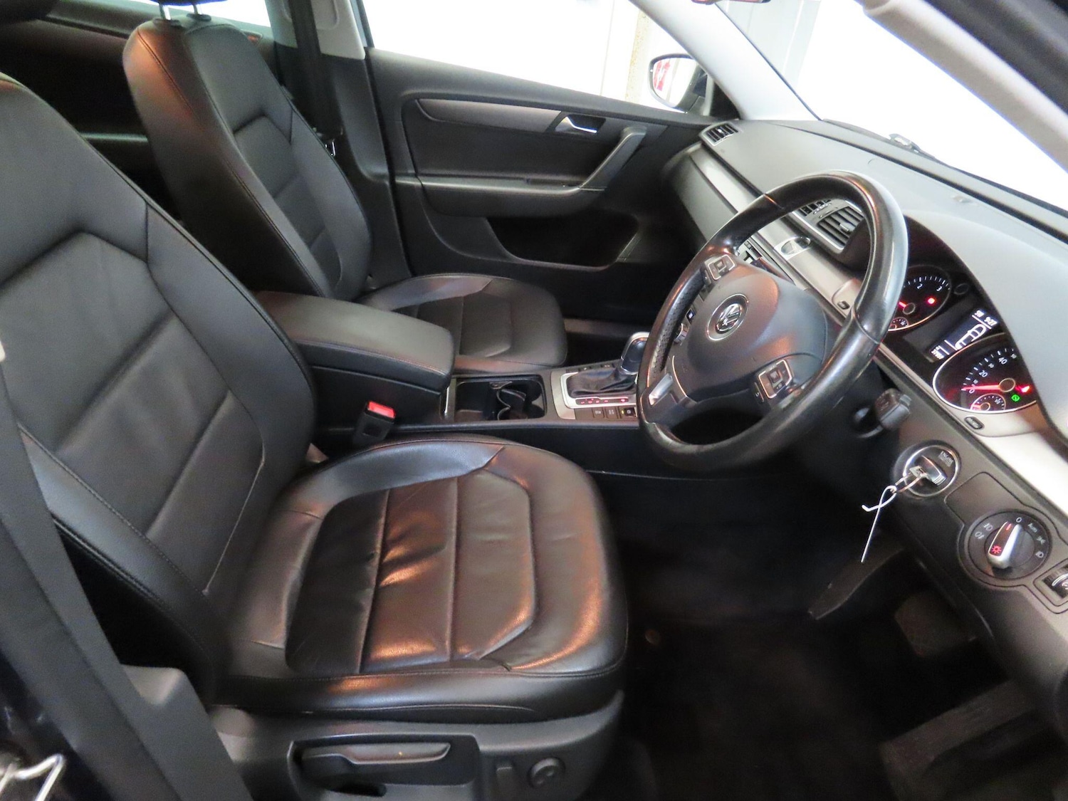 Used Volkswagen Passat 2014 for sale - 76484698: Photo 12