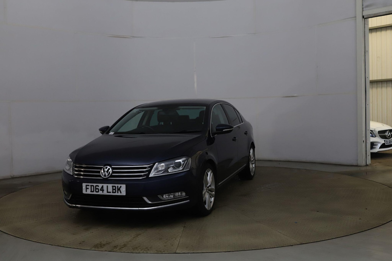 Used Volkswagen Passat 2014 for sale - 76484698: Photo 3