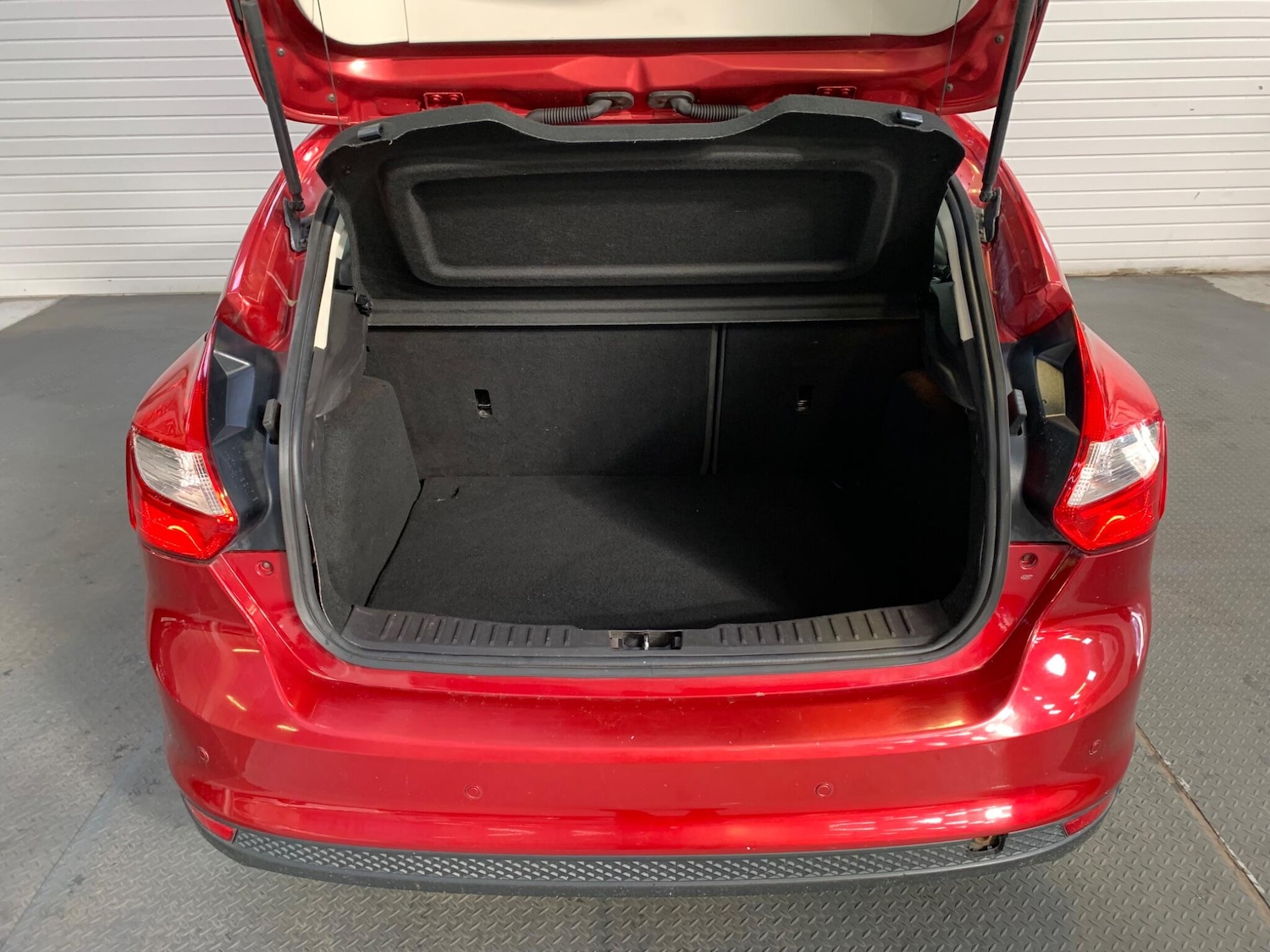 Used Ford Focus 2011 for sale - 76326840: Photo 17