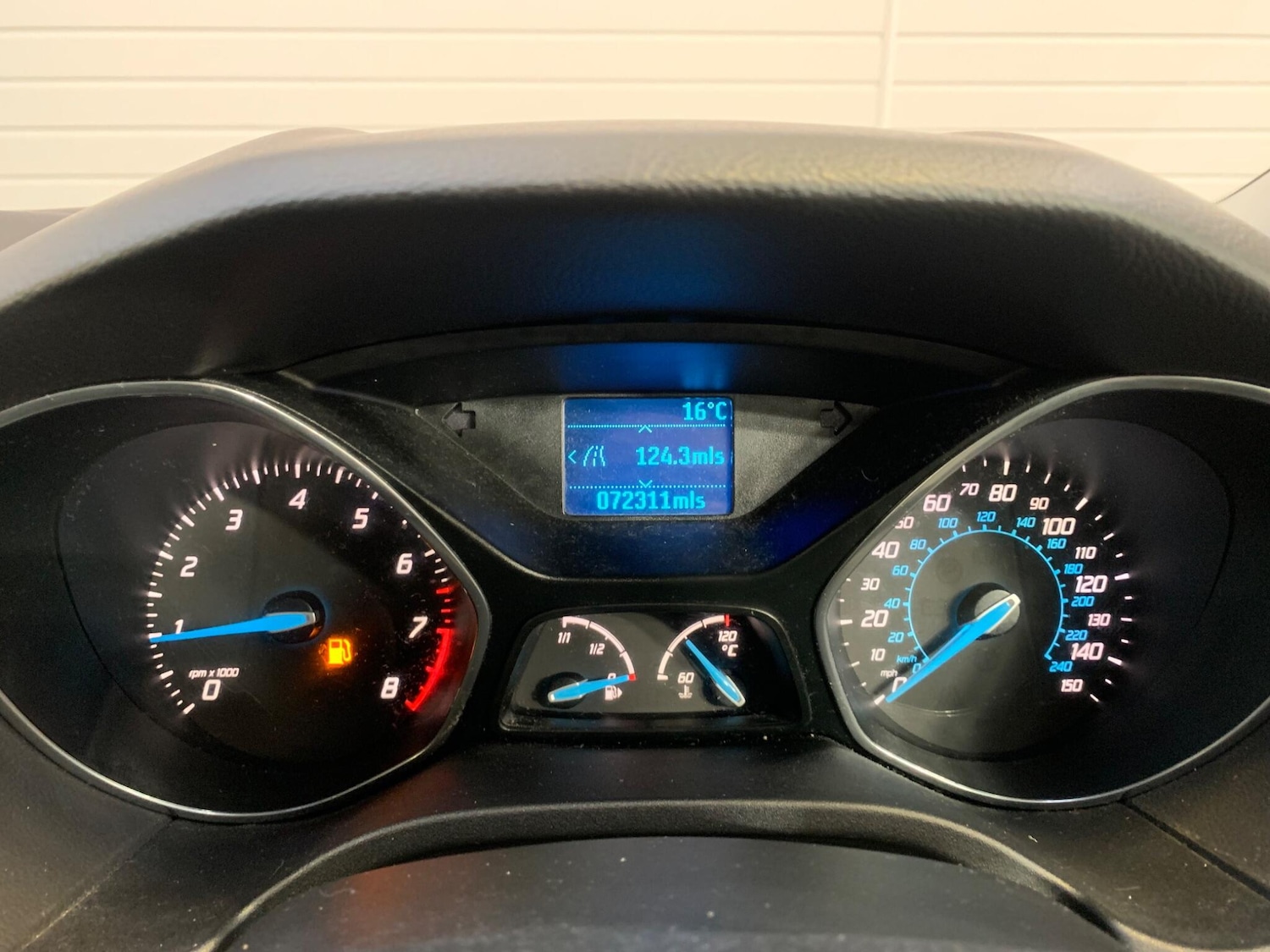 Used Ford Focus 2011 for sale - 76326840: Photo 27