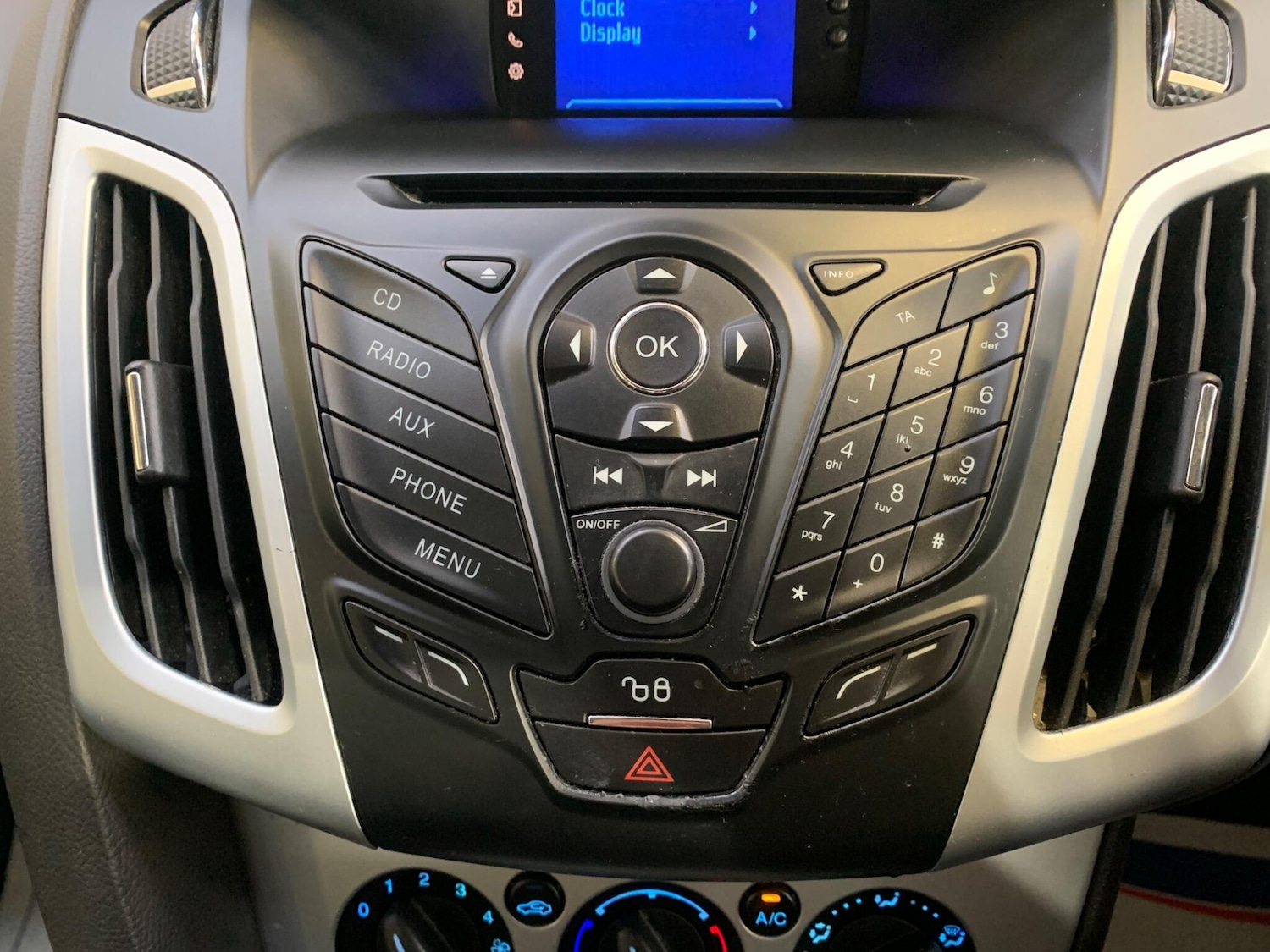 Used Ford Focus 2011 for sale - 76326840: Photo 29